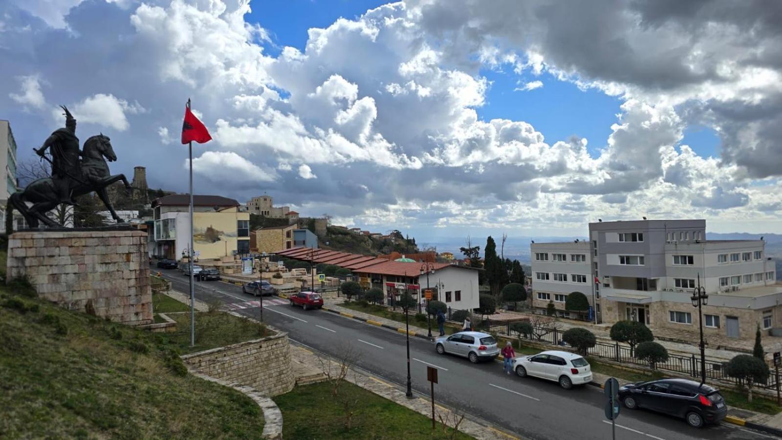 Villa Mefaja Krujë エクステリア 写真