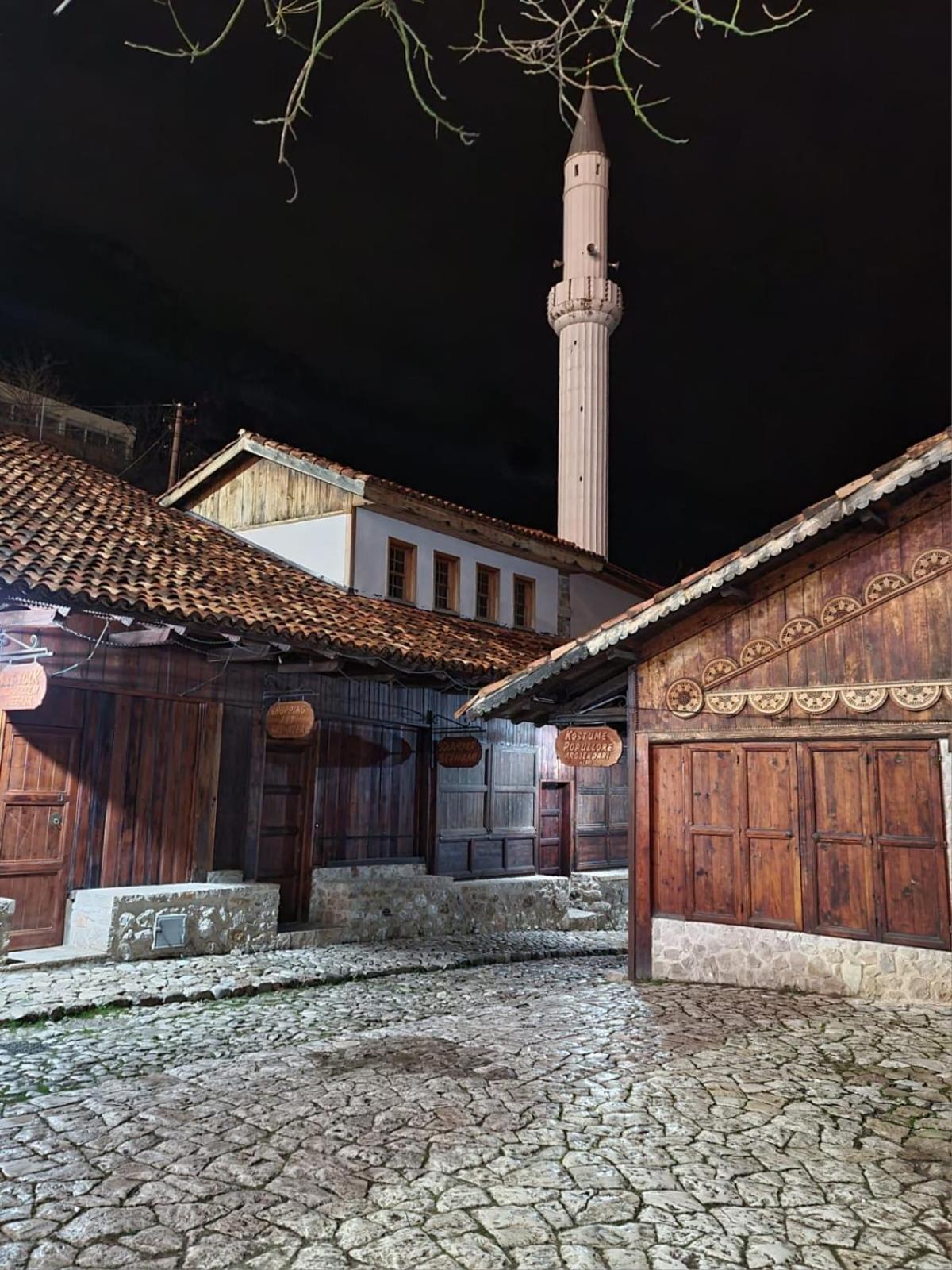 Villa Mefaja Krujë エクステリア 写真