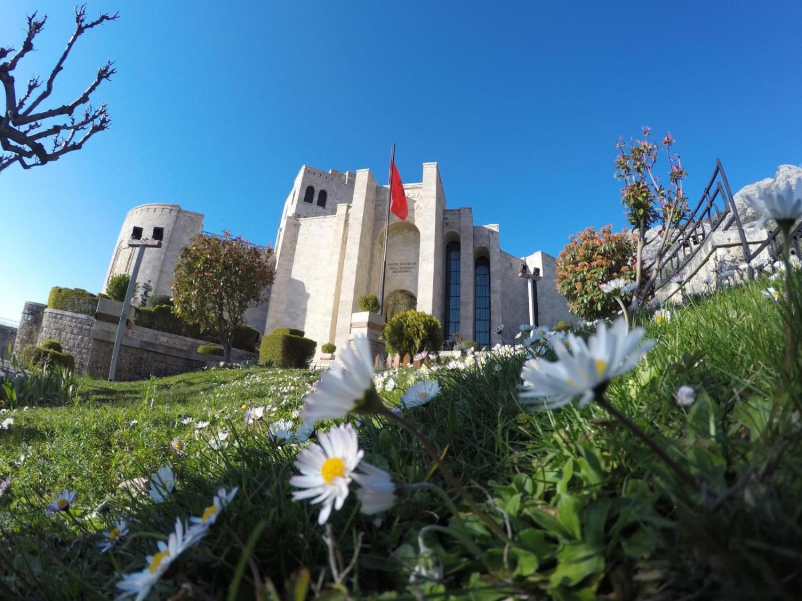Villa Mefaja Krujë エクステリア 写真